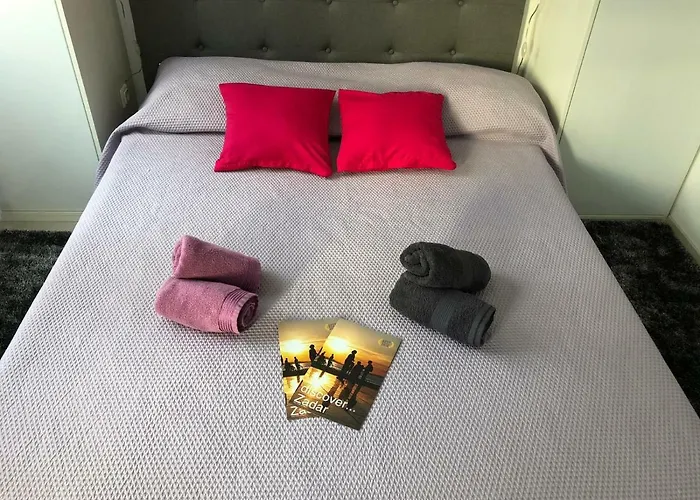 公寓 Marea 扎达尔